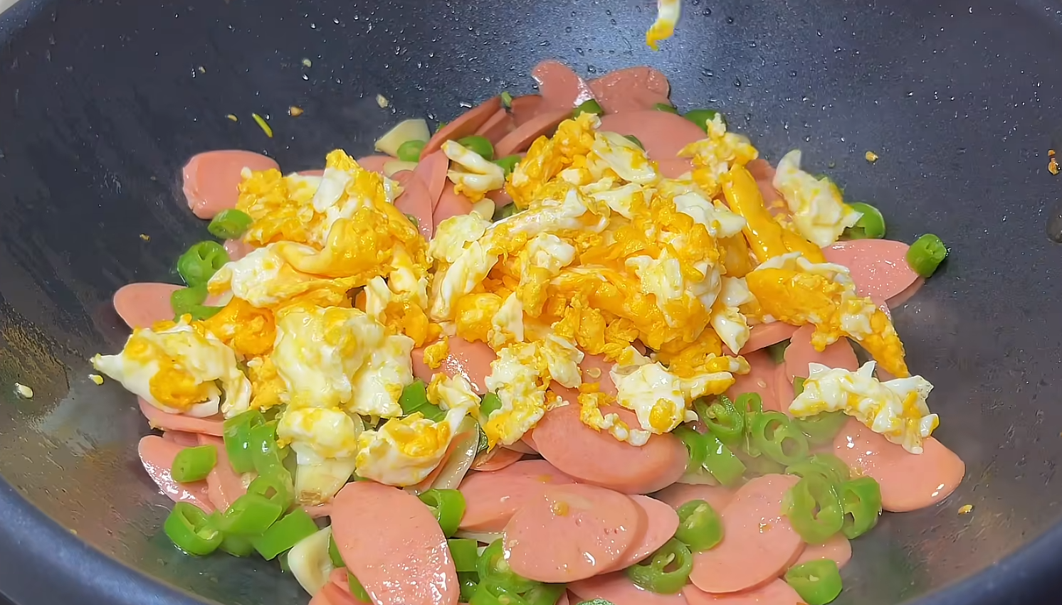 鸡蛋炒火腿